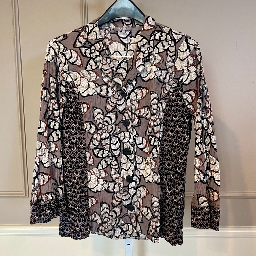 Habitat Long Sleeve Floral Print Button Front Blouse in Black, White, Brown